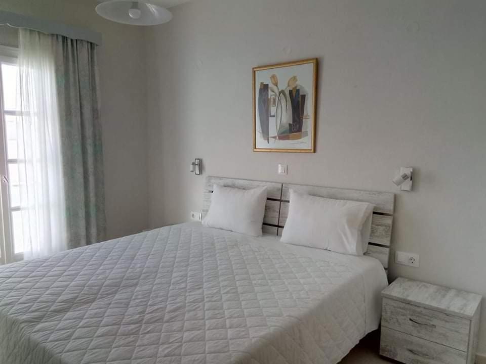 Mare Monte Hotel Chora  Buitenkant foto