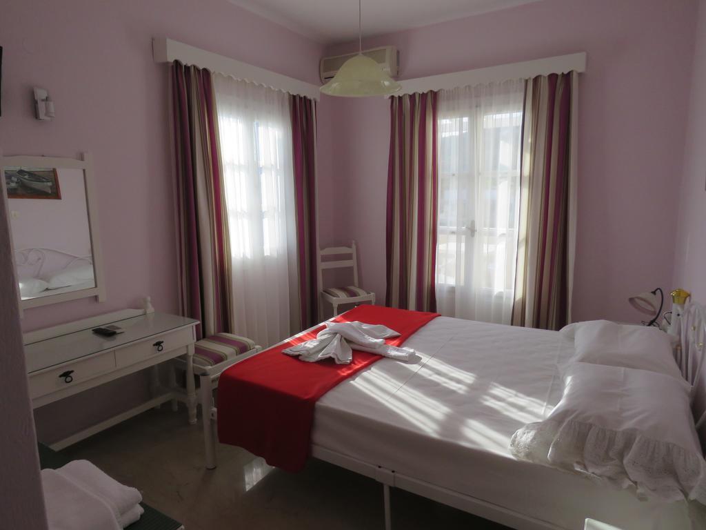 Mare Monte Hotel Chora  Buitenkant foto